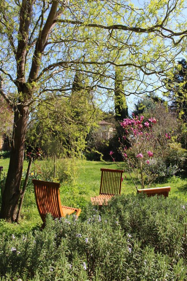 Mas Les Romarins, 10 Min D'Uzes, Piscine Et Grand Jardin Clos, Jeux, Nid De Repos Et Base Pour Activites Dans Le Gard (Adults Only) Екстер'єр фото